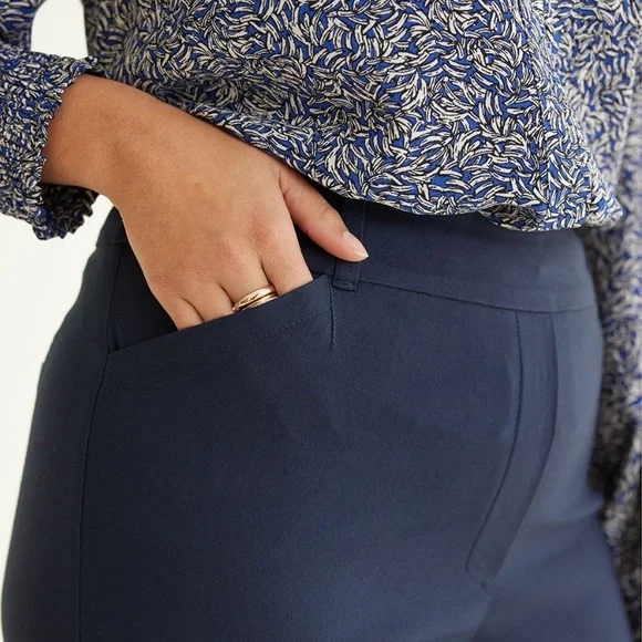 Reitman’s Slim Leg Ankle Pants Size 12 Tall - Picture 3 of 9